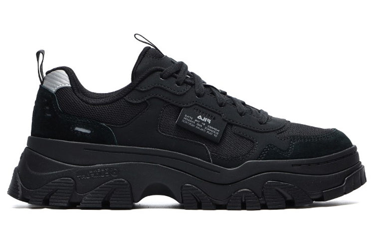 (WMNS) FILA Hike Low Chunky Sneakers GS Black F12W134158FBK