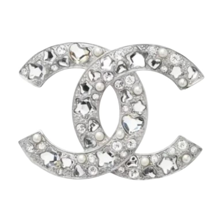 CHANEL Brooches Unisex Silver