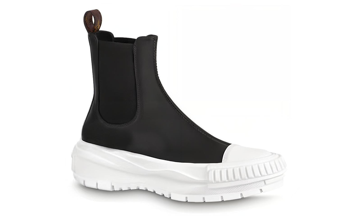 LOUIS VUITTON Squad Platform Shoes Women's Black White