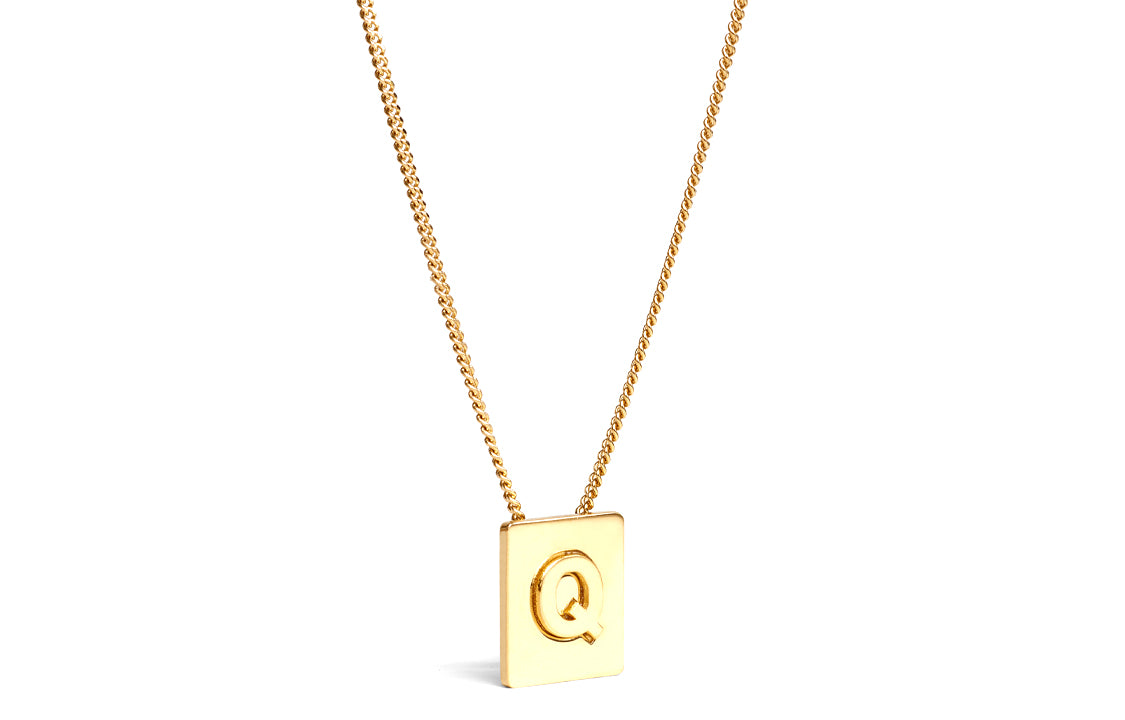 CELINE Alphabet Q Necklace In Brass With Gold Finish