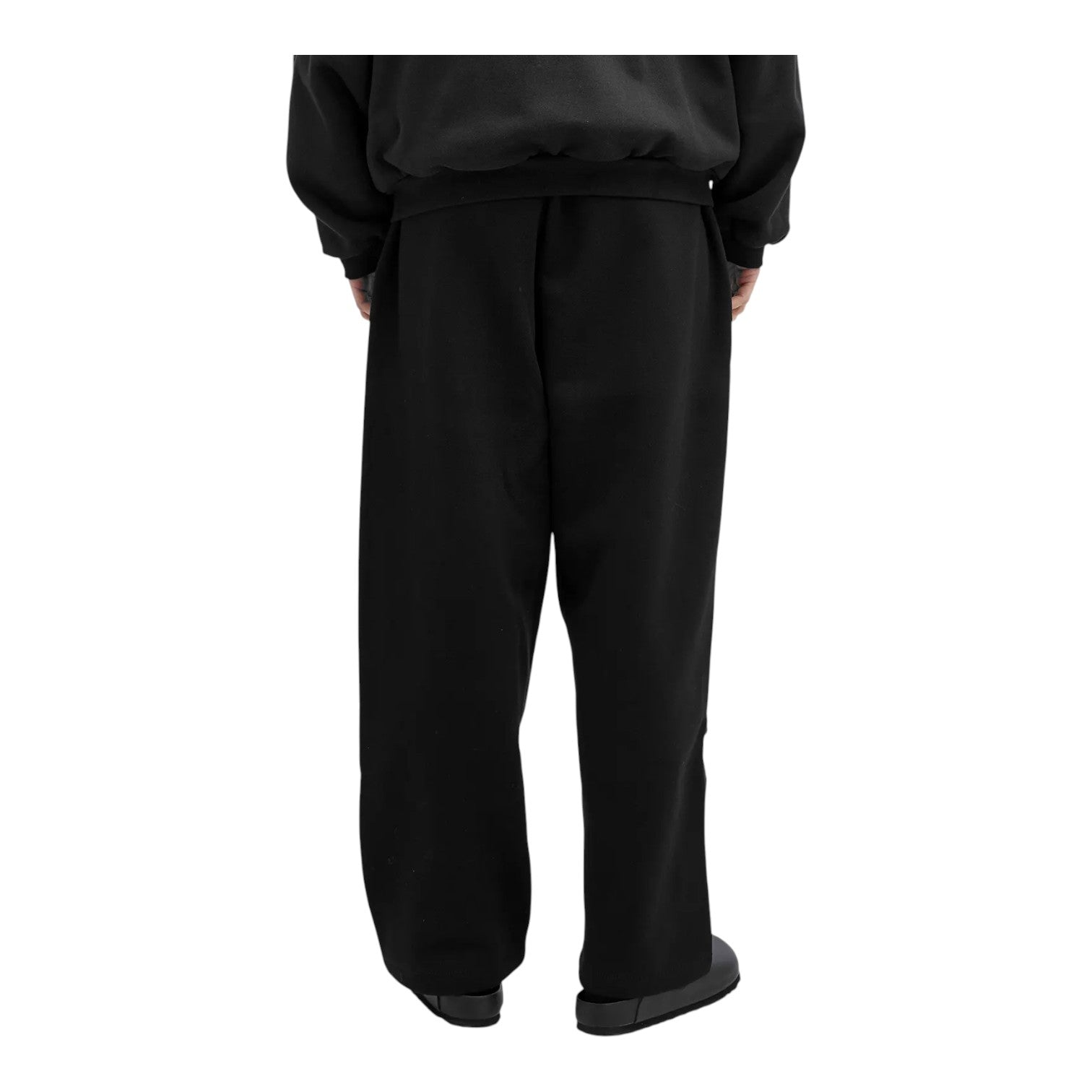 Fear of God Essentials Fleece Relaxed Sweatpant 'Black' 130BT244320F