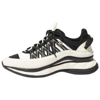 CHANEL Low-Top Casual Shoes Women's White
