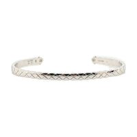 CHANEL Pre-Owned 2000-2023 18K White Gold Diamond Coco Crush Bangle Costume Bracelet