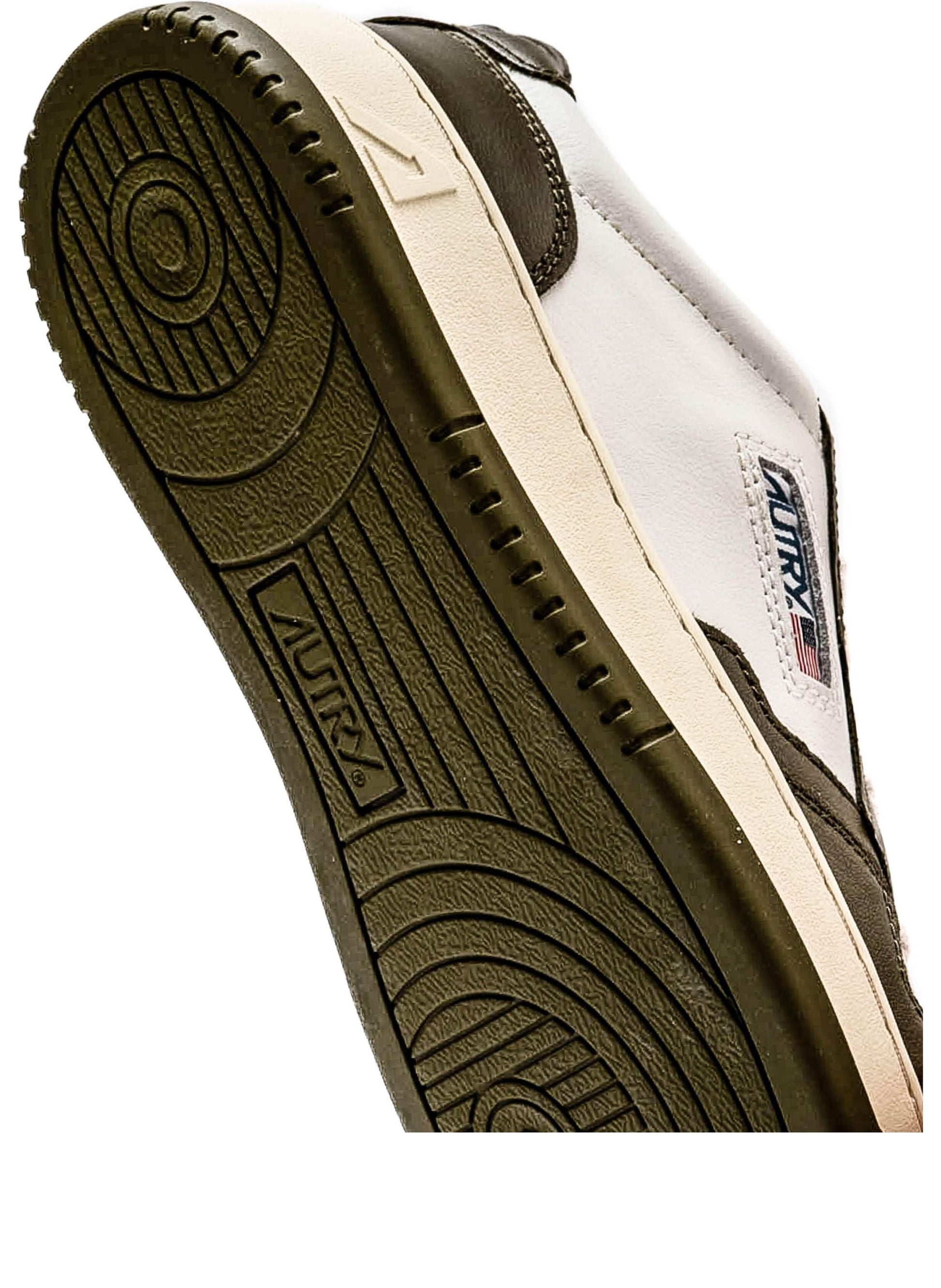 (WMNS) AUTRY Medalist Low Bicolor 'White Olive Green' AULW-WB33