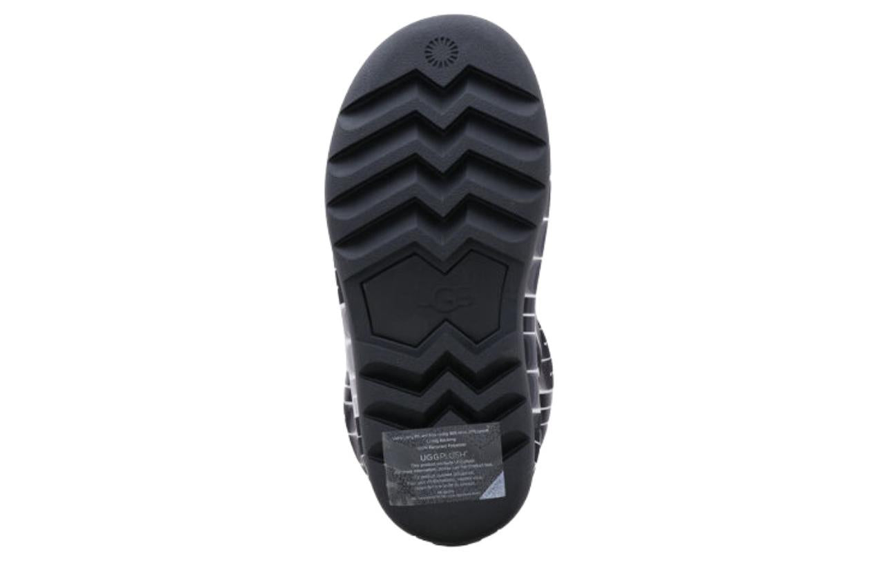 (WMNS) UGG Classic Maxi Wavelength Short Boot 'Black White' 1134610-BWHT