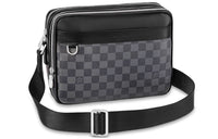 LOUIS VUITTON Trocadero Crossbody Bags