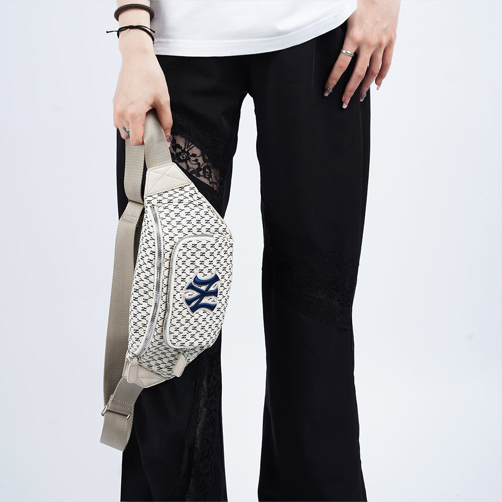 MLB Monogram Series Retro Full Print NY New York Yankees Casual Classic fanny pack White 32BGC9941-50I