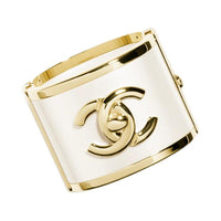 CHANEL 1997 Cc Turn lock Brooch