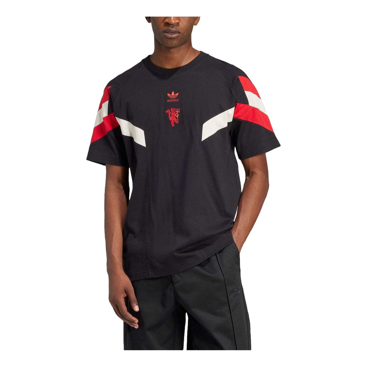 adidas Originals Manchester United FC Originals T-Shirt Asia Sizing 'Black Red' IS6519
