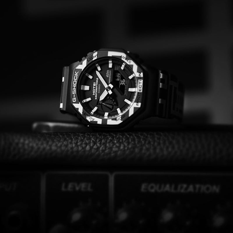 CASIO G-Shock Analog-Digital 'Black White' GA-2100HT-1AER
