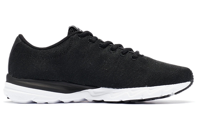 (WMNS) Li-Ning Lifestyle Running Shoes 'Black White' AGLR312-3