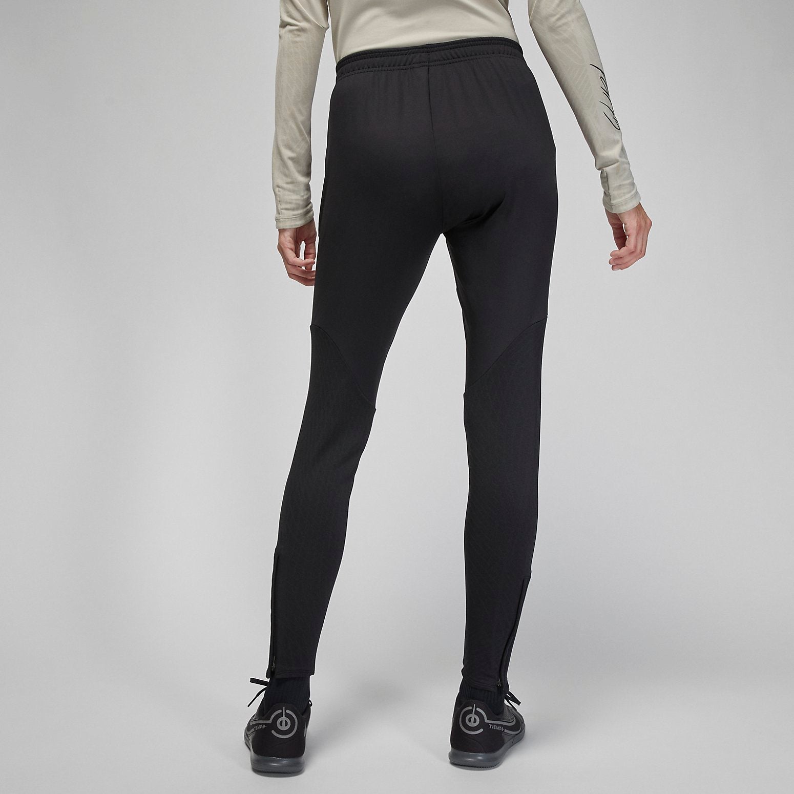 (WMNS) Air Jordan x Paris Saint-Germain Strike Third Football Knit Pants 'Black' DZ0899-010