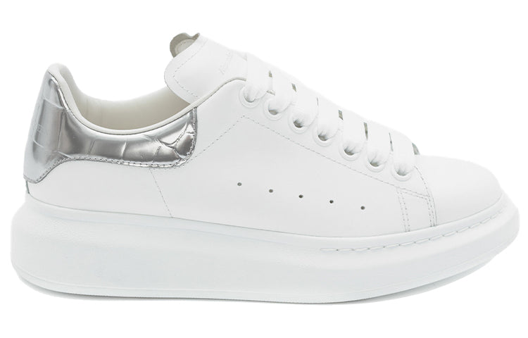 (WMNS) Alexander McQueen Oversized Sneaker 'Silver Crocodile' 553770WHYBQ9071