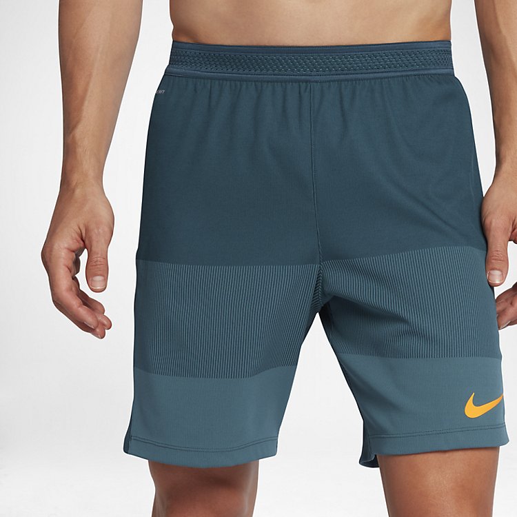Football Shorts Men Nike Aeroswift Strike Short 859757-425