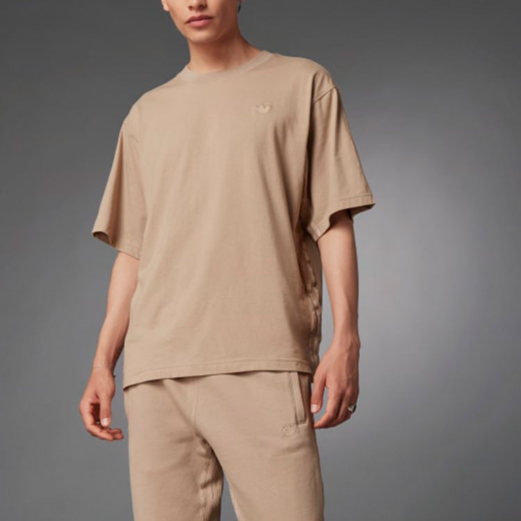 adidas originals Blue Version Series Small Logo Solid Color Round Neck Short Sleeve Khaki H33470