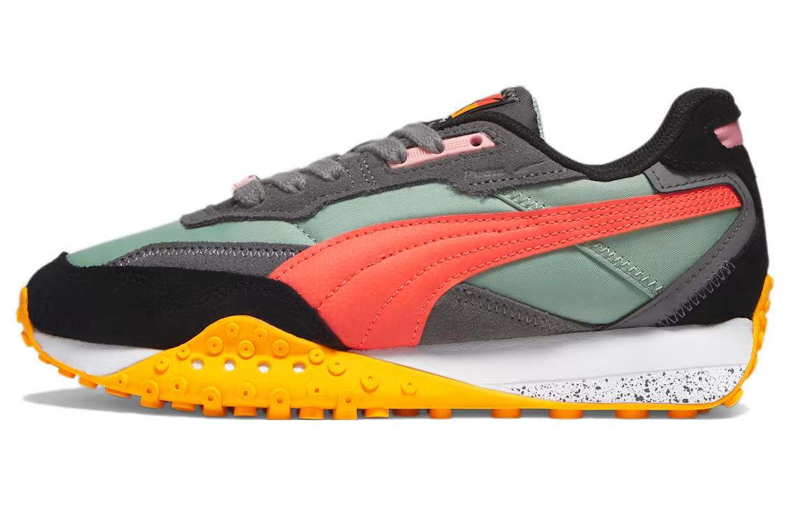 (WMNS) PUMA Blacktop Rider 'Brand Love' 395152-01