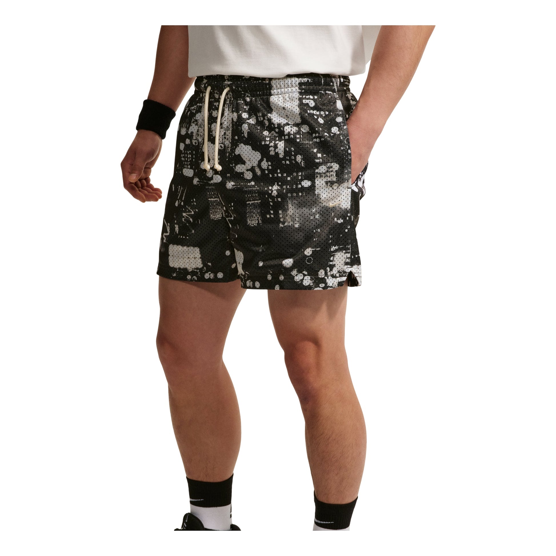 Nike Standard Issue Dri-FIT 13cm Shorts 'White Black Pale Ivory' IF2574-100