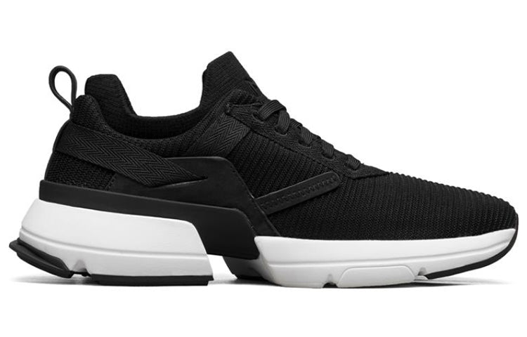Skechers Split Running Shoes Black/White 222000-BLK