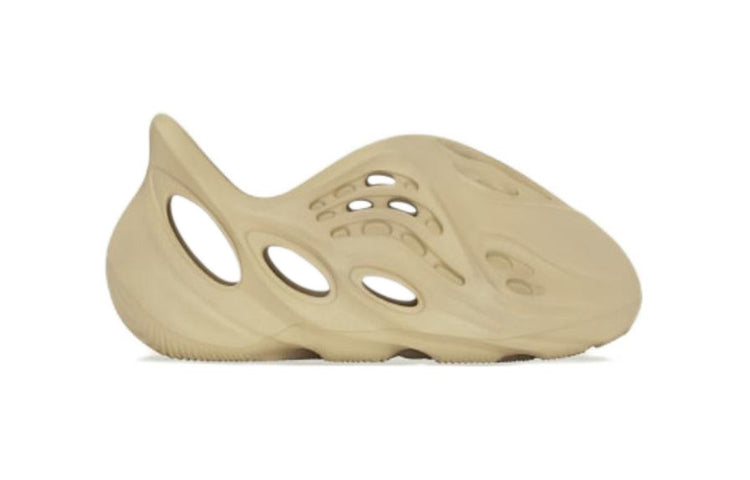 (TD) adidas Yeezy Foam Runner 'Desert Sand' HP5338