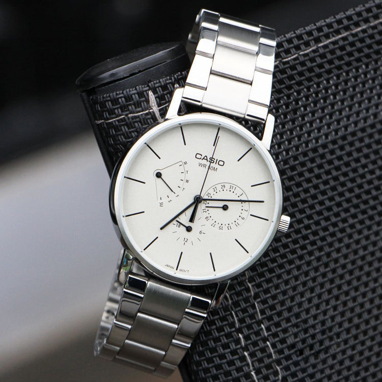 CASIO Male DRESS Japan / South Korea Fashion Sports SilverWhite Analog MTP-E320D-9EVDF