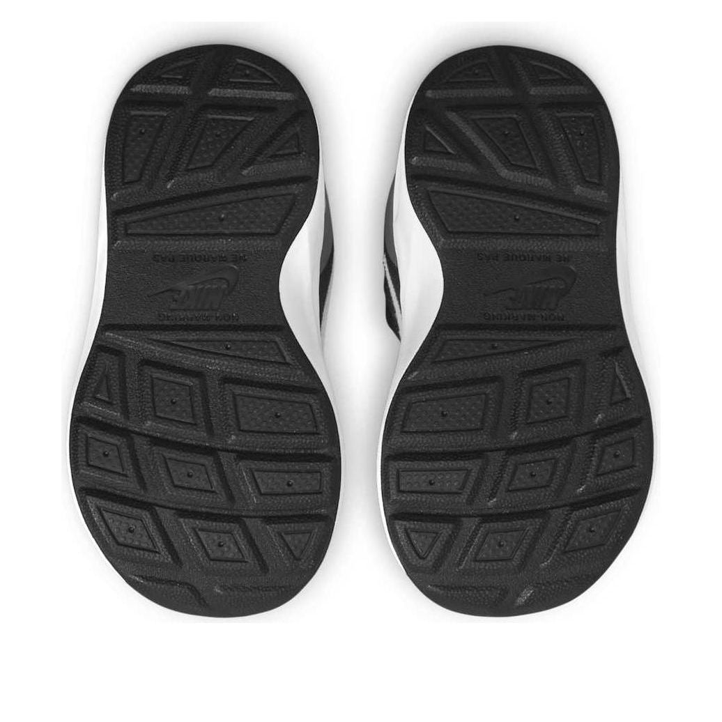 (TD) Nike Wearallday 'Black Grey White' CJ3818-011