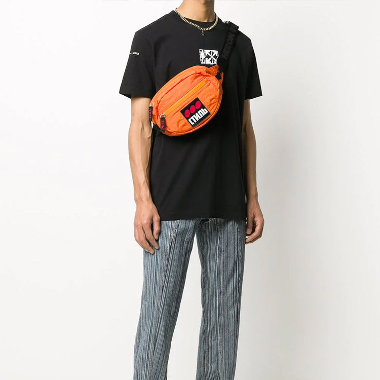 Off-White Arrows Pattern Printing Short Sleeve Black OMKA002E20FAB0011001