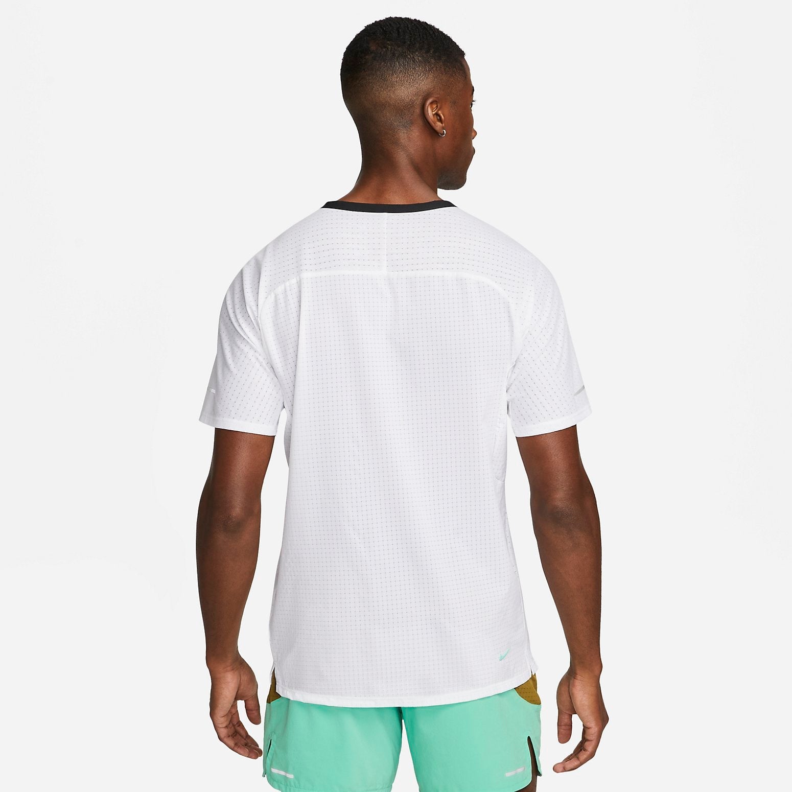 Nike Trail Solar Chase Dri-FIT Short-Sleeve Running Top 'White' DV9305-100
