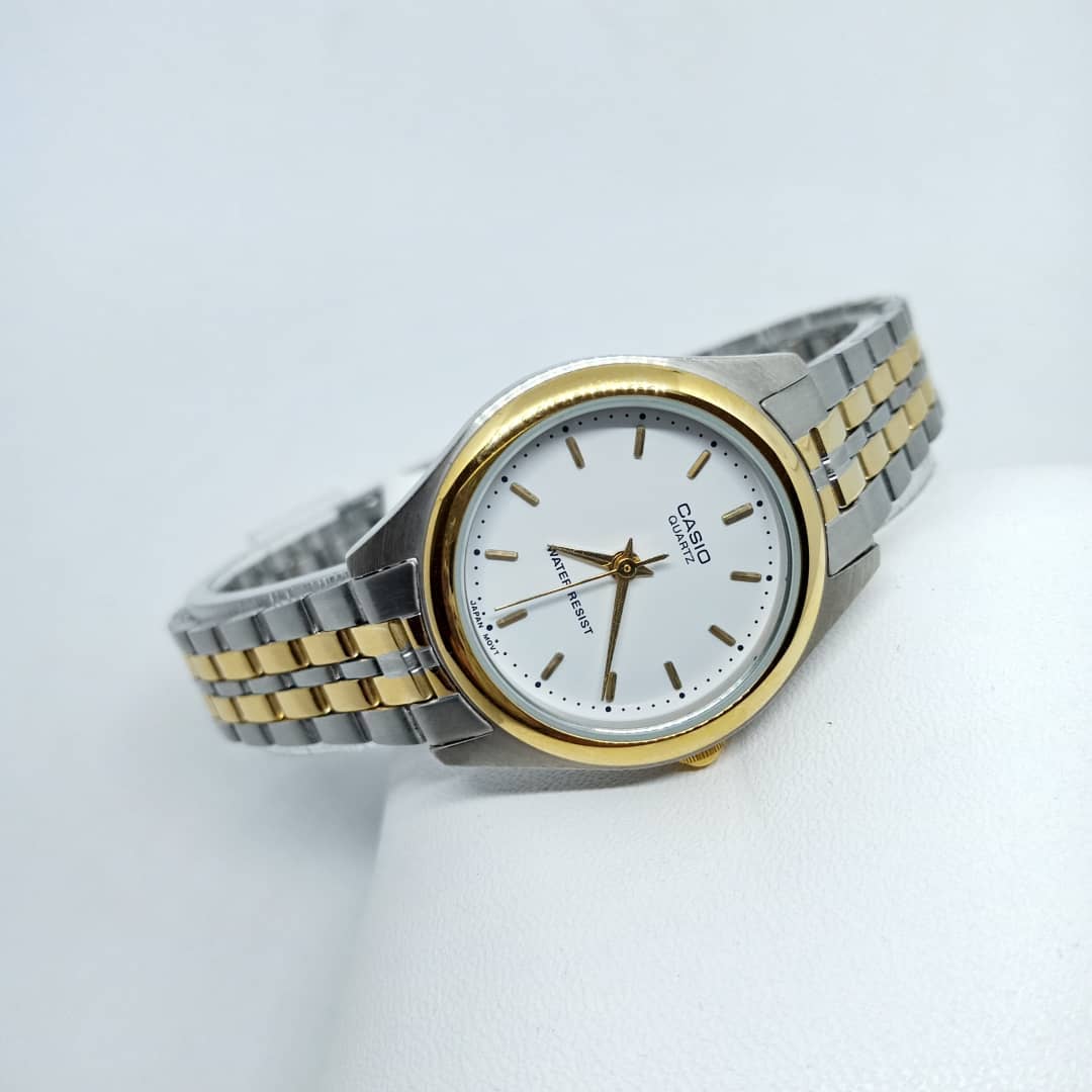 CASIO ENTICER Series Waterproof Silver/White/GoldSilver Analog LTP-1129G-7A
