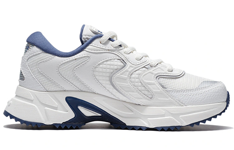 (WMNS) Li-Ning Casual Running Shoes 'White Silver Blue' ARLR014-5