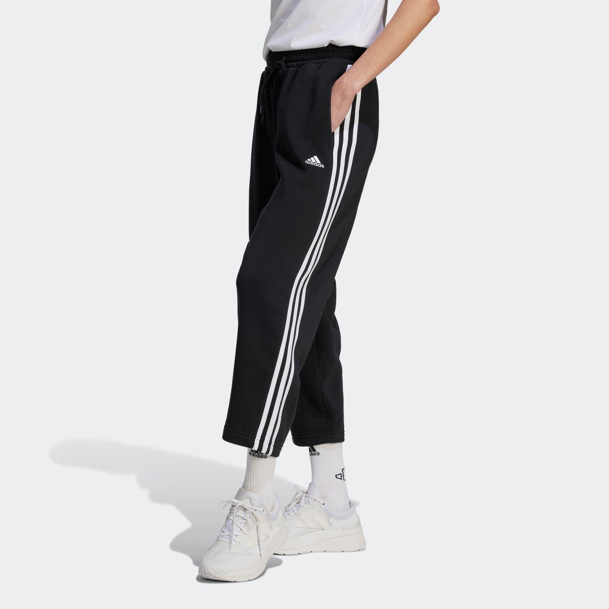 adidas Essentials 3-Stripes Open Hem Sweatpants 'Black' HZ5748