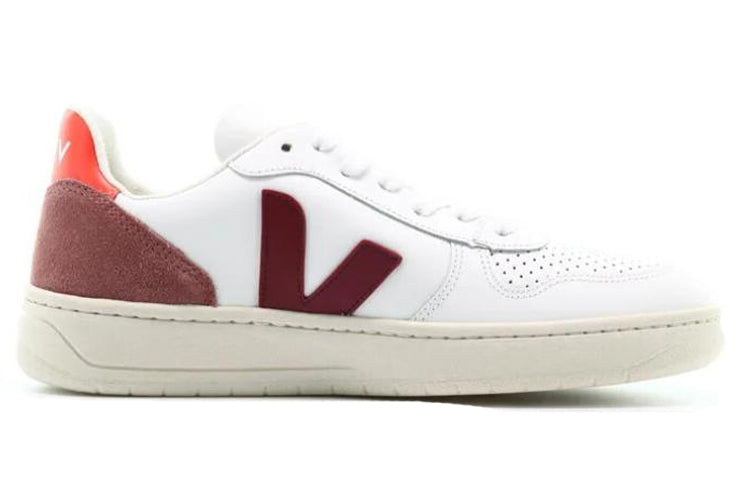 Veja V-10  Lace-Up 'White Marsala' VX021944