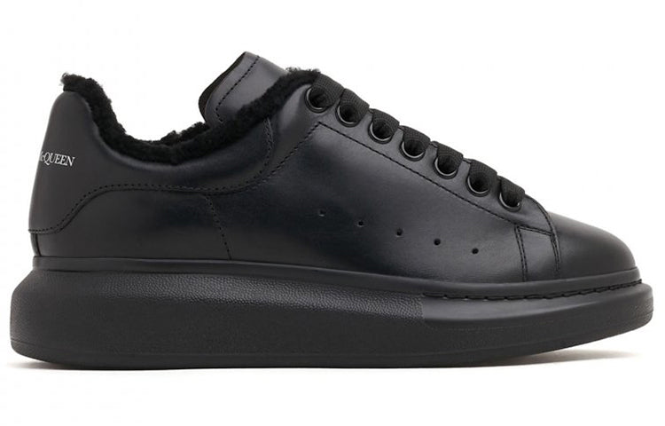 Alexander McQueen Oversized Sneakers 'Triple Black' 604228WHBN61000