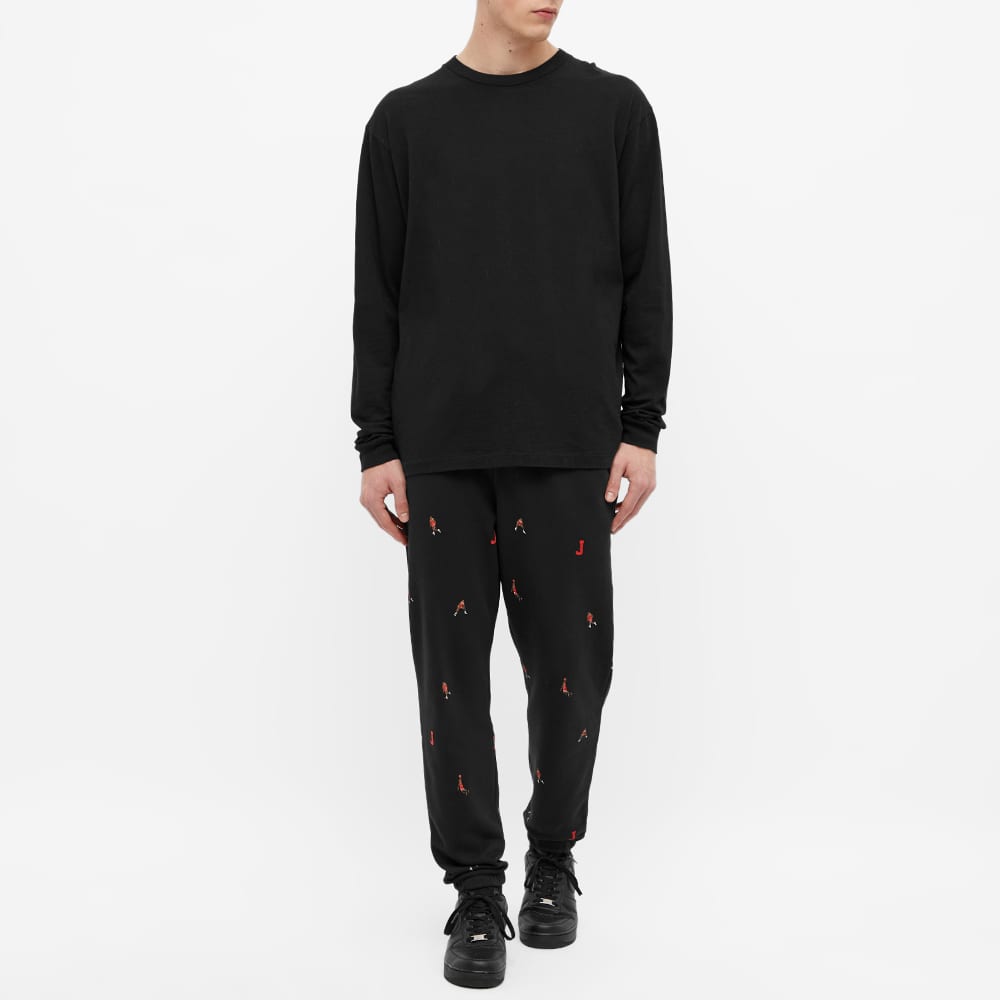 Air Jordan Essential DH3519-010