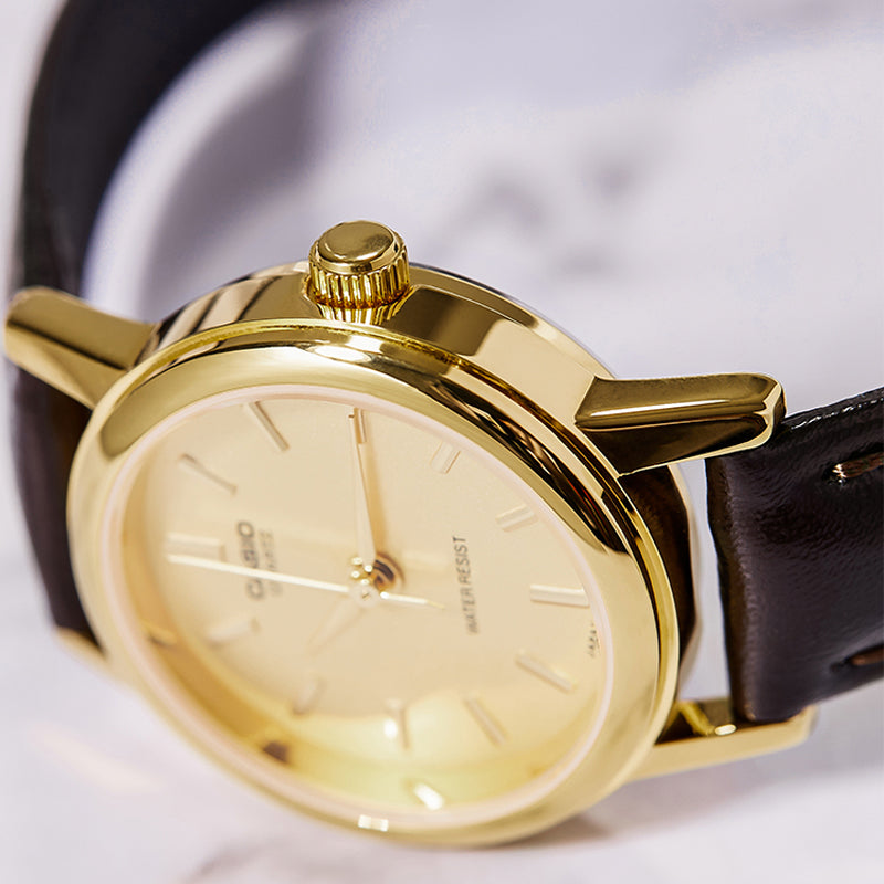 CASIO Female DRESS Japan / South Korea Fashion Gold Analog LTP-1095Q-9A
