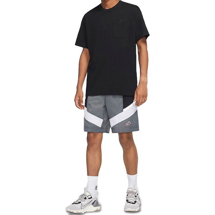 Nike Sportswear Essential Pocket Embroidered logo Short Sleeve Black DB3250-010