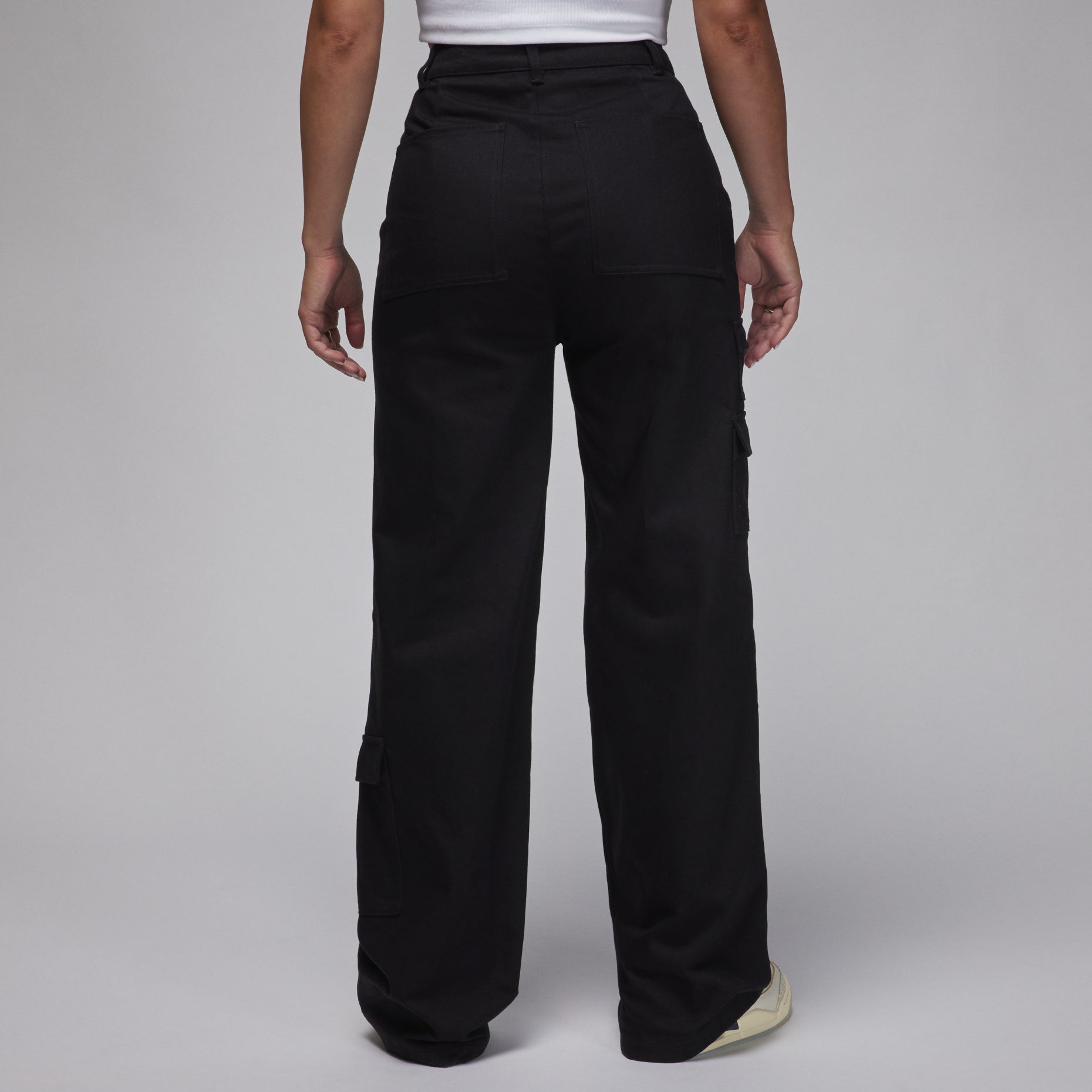(WMNS) Air Jordan x J Balvin Woven Pants Asia Sizing 'Black' FJ6150-010
