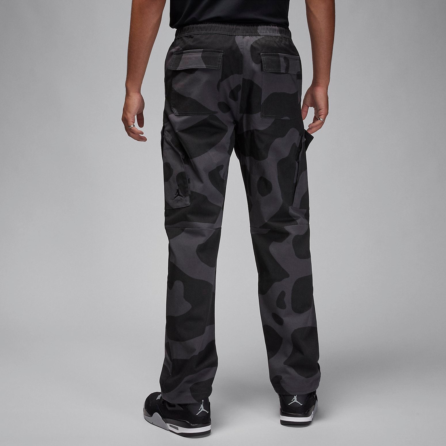 Air Jordan Essentials Chicago Pant 'Grey Black' FD7455-070