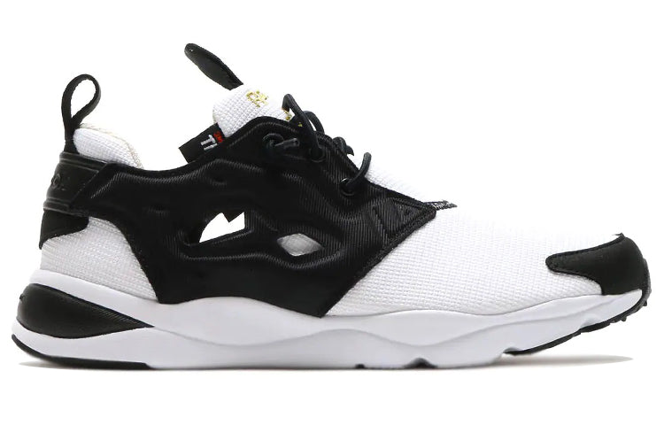 Reebok Furylite Tech Cozy Wear-Resistant Black White AQ9016