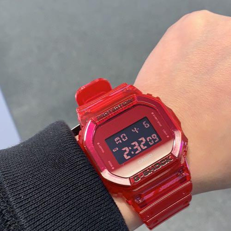 CASIO G-Shock Square 'Red' DW-5600SB-4ER