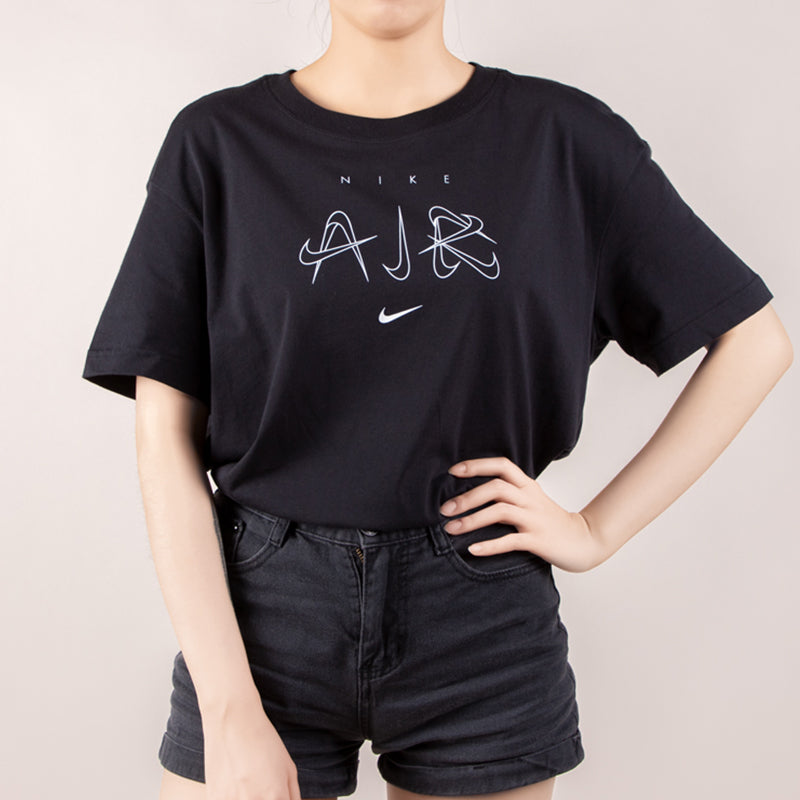 (WMNS) Nike Tee Boy Lux Pack Casual Sports Short Sleeve Black CW2857-010