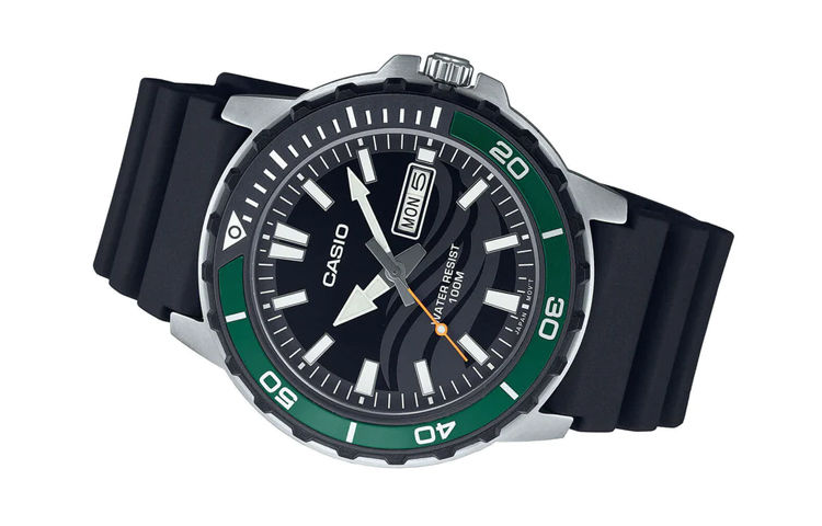 CASIO Analog 'Black Verdent Green' MTD-125-1AVDF