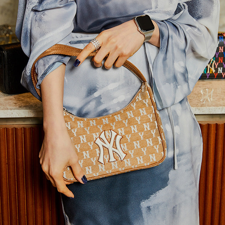 MLB Monogram Retro Full Print Series NY New York Yankees Khaki 32BG33111-50B