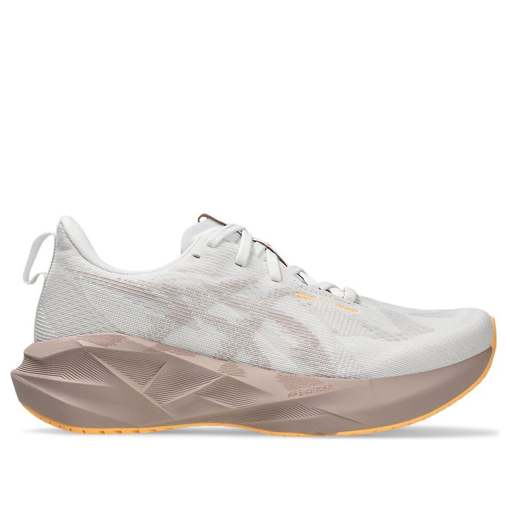 (WMNS) ASICS Novablast 5 Wide 'White Fawn' 1012B766-102