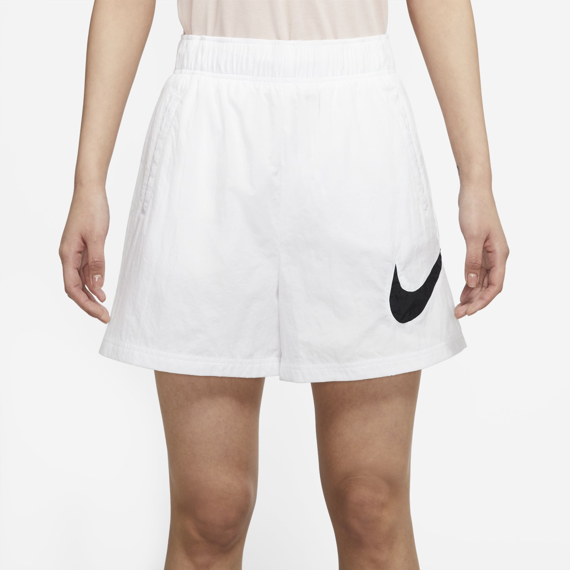 (WMNS) Nike Sportswear Essential High-Rise Woven Shorts 'White Black' DM6740-100