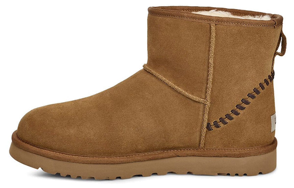 UGG Classic Mini Deco Suede 1109952-CHE