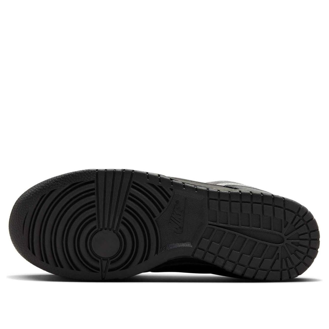 Nike Dunk Low 'Black Metallic Silver' II7636-001