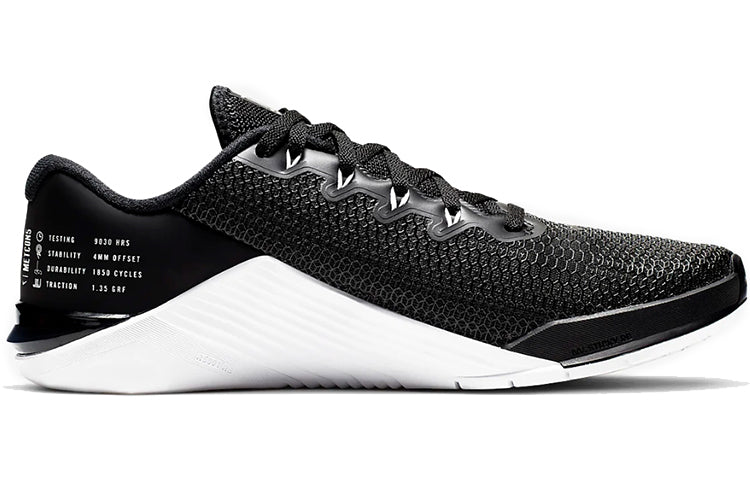 (WMNS) Nike Metcon 5 'Black White' AO2982-010
