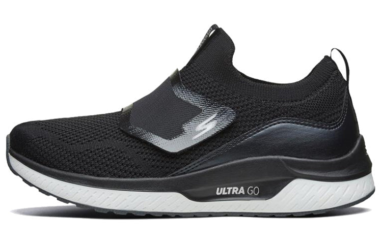 (WMNS) Skechers Go Steady Black/White 16026-BKW