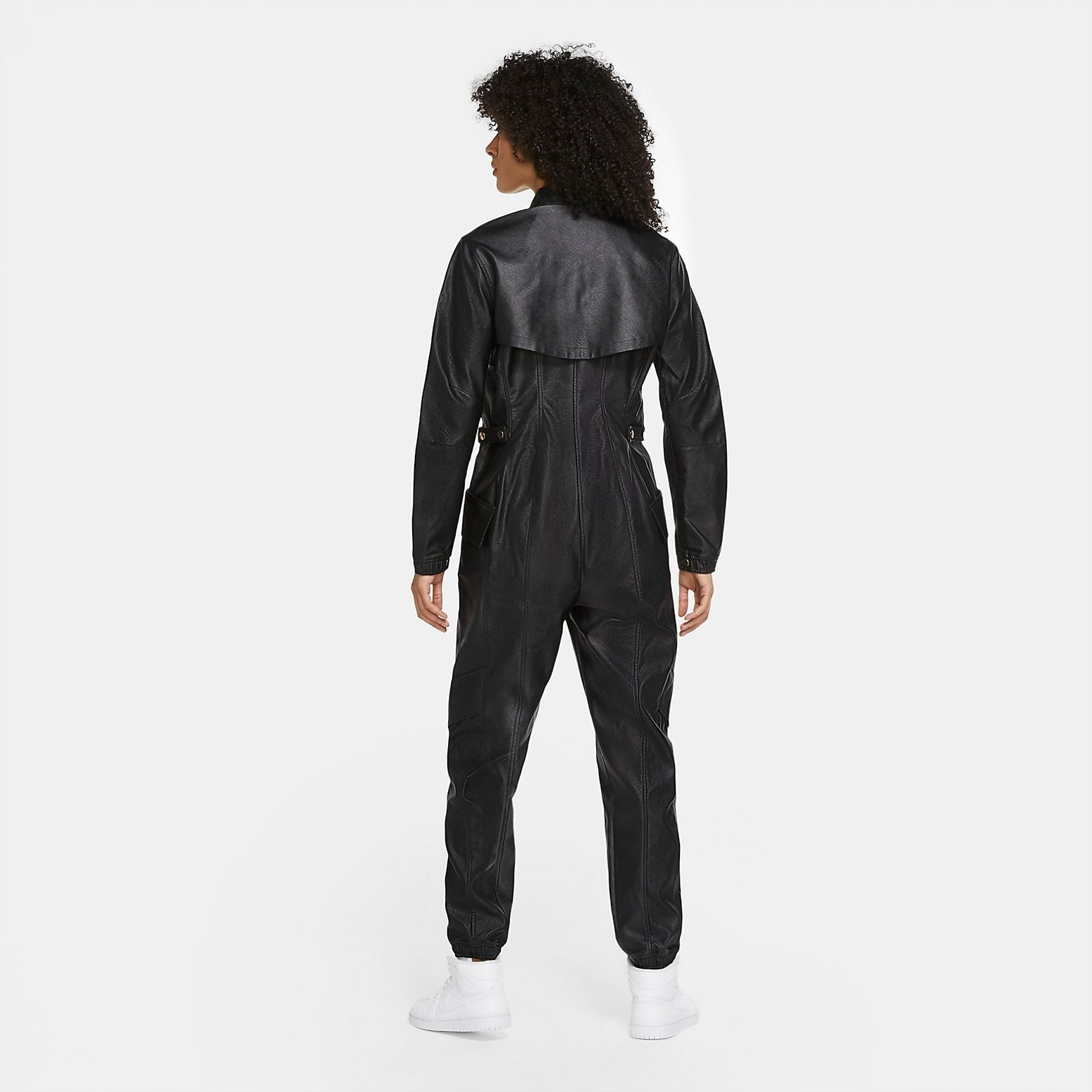 (WMNS) Air Jordan Brand Jordan Court-To-Runway 'Black' CW6476-010