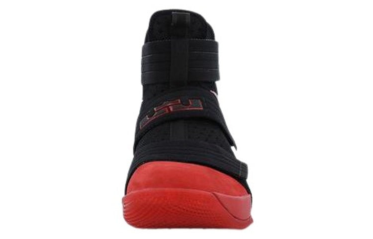 Nike Zoom LeBron Solider 10 'Un-Cleated' 844378-060